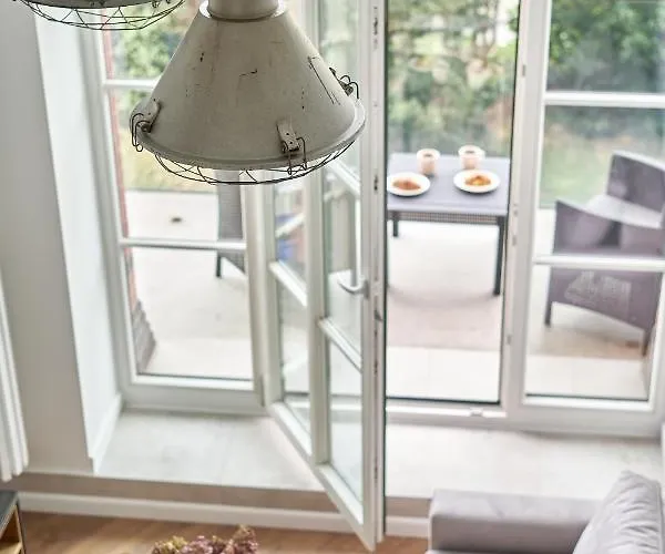 Bulwar Staromiejski Jana Pawla Ii 11 Wrocław