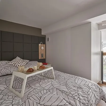 Bulwar Staromiejski Jana Pawla Ii 11 Апартаменти